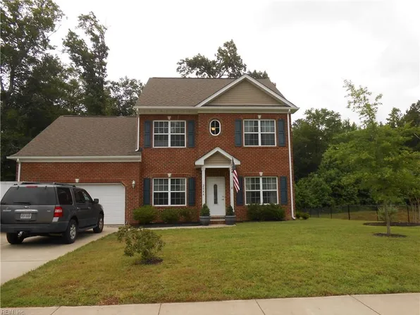 2044 Sweetwood Dr, Suffolk, VA 23434