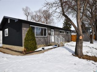 25 McLellan Ave, Saskatoon, SK S7H 3K7