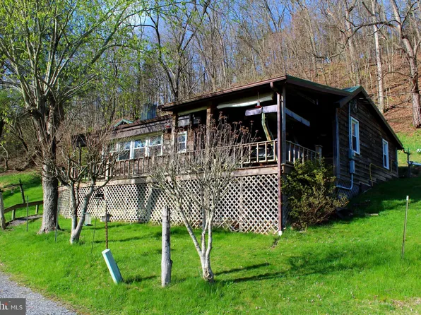 122 Comfortable Ln, Petersburg, WV 26847