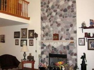 4601 Kenrich Dr, Racine, WI 53402