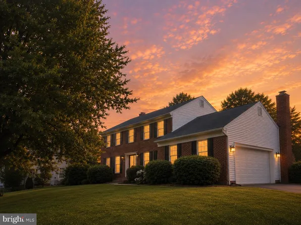 2717 Mustang Dr, Herndon, VA 20171