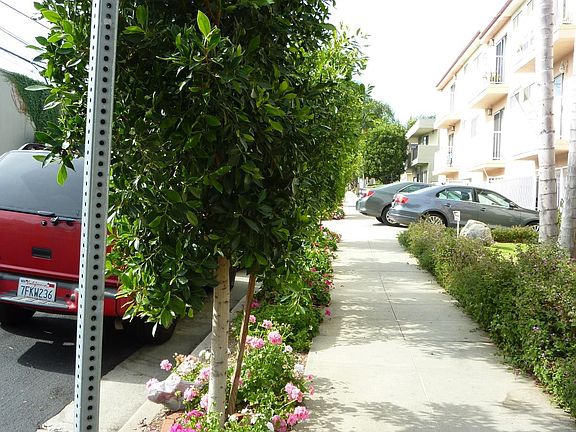 4th image of 1560 S Saltair Ave APT 102