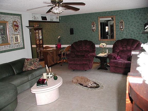 4th image of 1297 Ashwood Dr