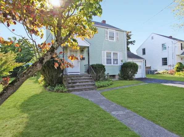 196 Catherine Terrace, Fairfield, CT 06824