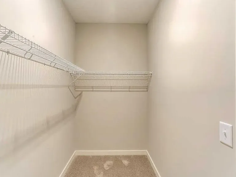 1000 Fleming St — Photo 16