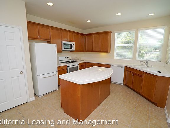 2nd image of 31759 Paseo Feliz