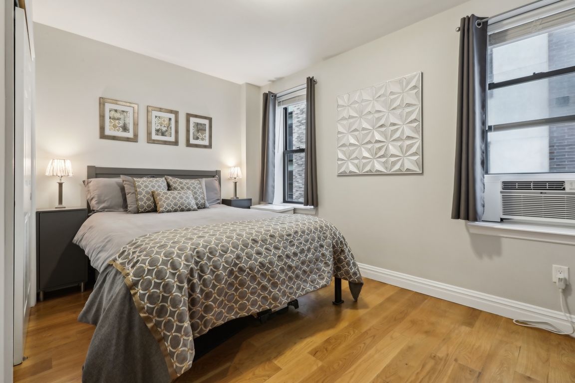 Pleasant Ave-3005-026.jpg
