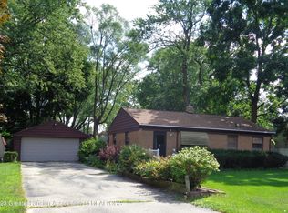 5636 Monterey Ave, Haslett, MI 48840