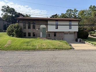 1st image of 734 Sarah St