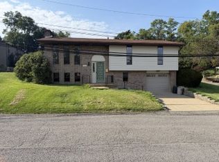 734 Sarah St, Carnegie, PA 15106