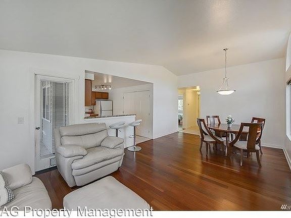 4th image of 9838 NE 122nd St APT Q301