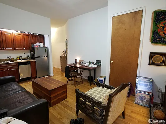 Rented by Oxford Property Group | media 14