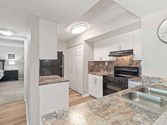 3rd image of 9601 SW 142nd Ave #217