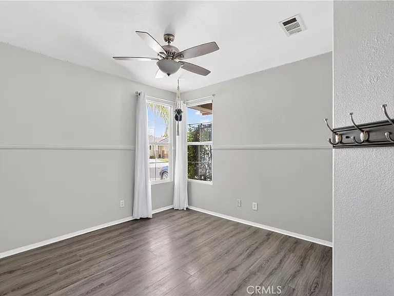 27436 Freedom Ln — Photo 24