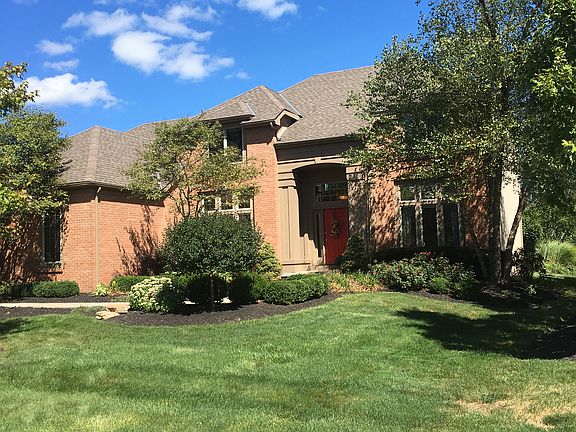 2nd image of 5782 N Tarton Cres