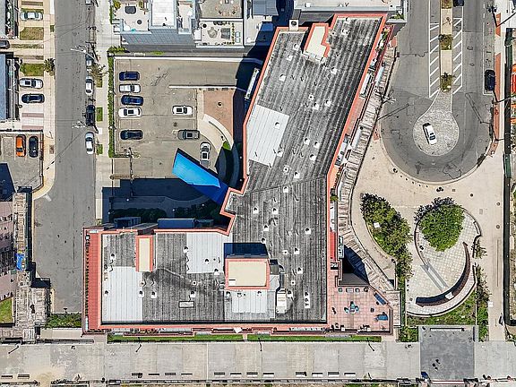 4th image of 136 Beach 117th St Penthouse 7J