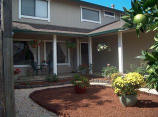 15 Heather Ln, Novato, CA 94947