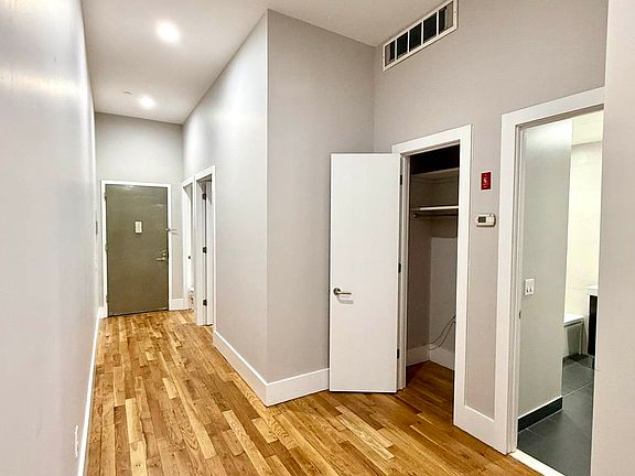 5th image of 41 Kosciuszko St #232
