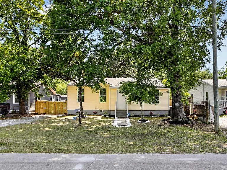 2645 Ranger Dr #4 — Photo 6