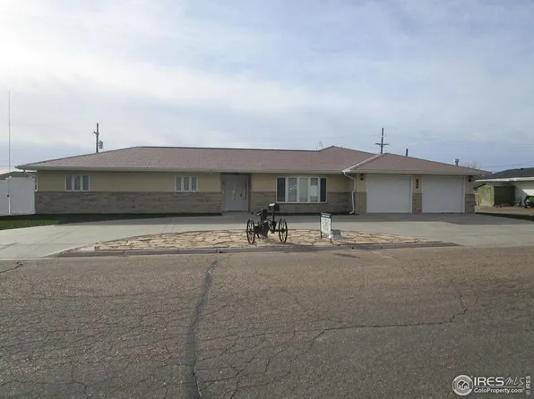18 S Cedar Cir E, Burlington, CO 80807