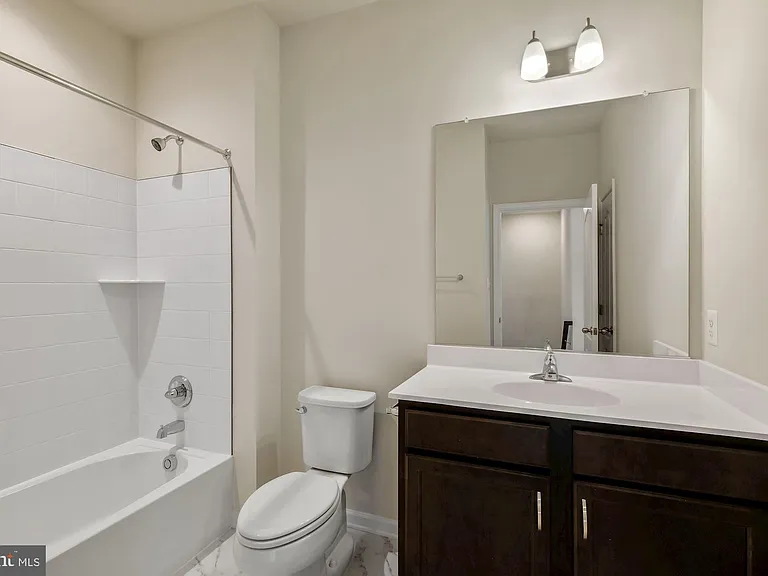 5986 Passend Dr — Photo 25