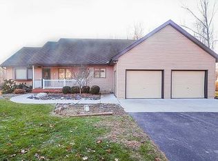 11125 Edgewood Rd, Bellevue, MI 49021