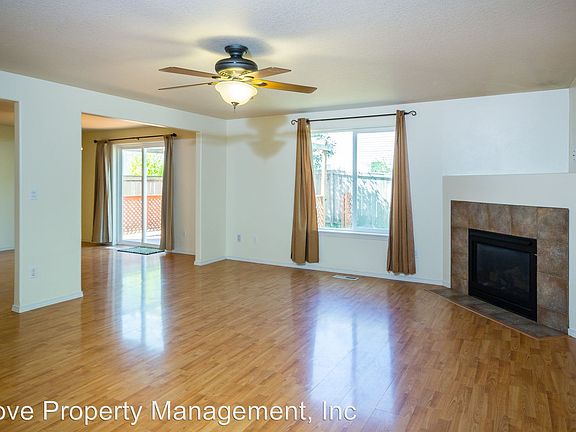 2nd image of 15004 NE 69th St