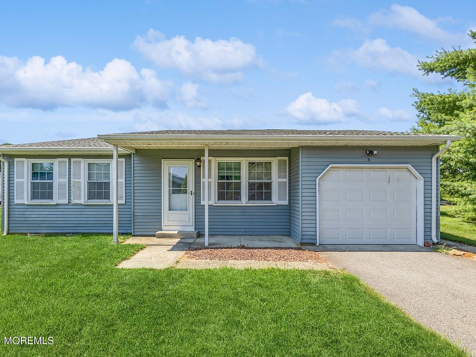 1st image of 3 Cranston Court