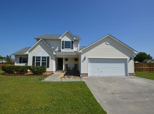 108 Mandy Ln, Hubert, NC 28539