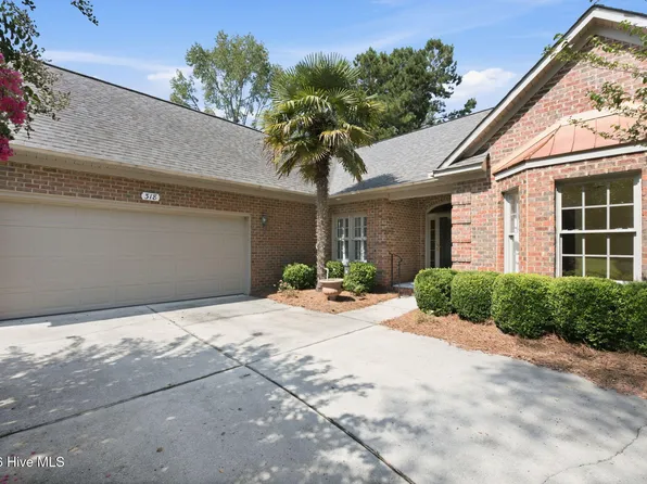 318 Village Green Drive, Trent Woods, NC 28562