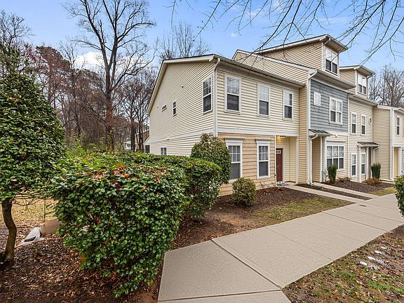 2nd image of 545 Elm Ave