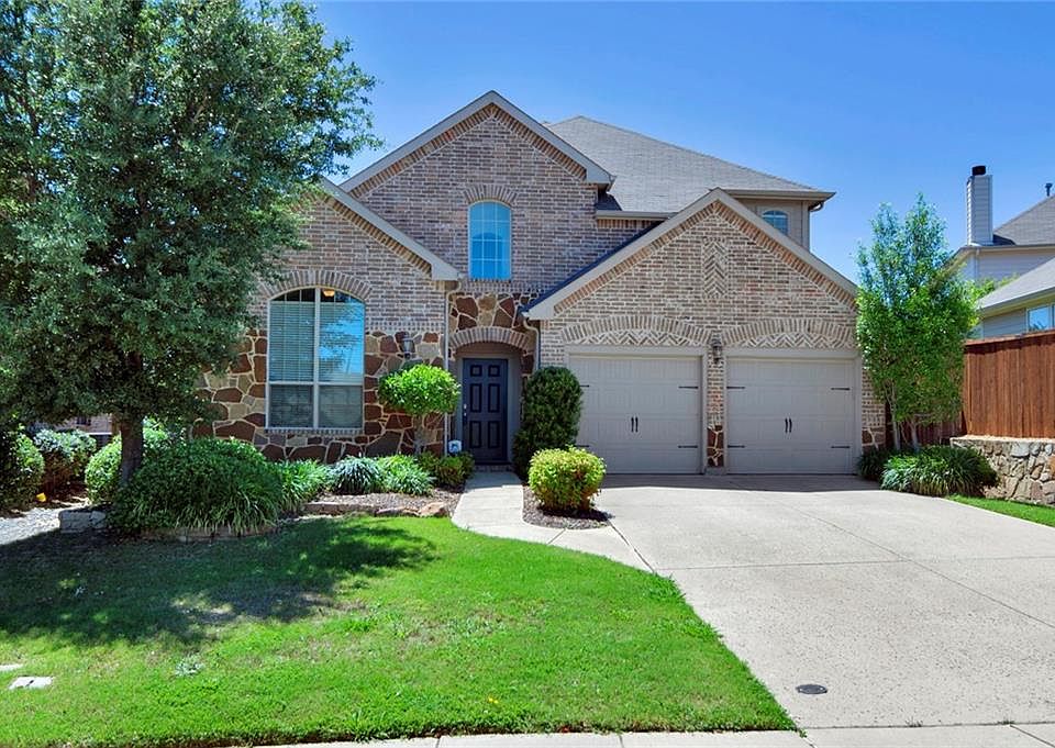 1st image of 8905 Silent Brook Ln