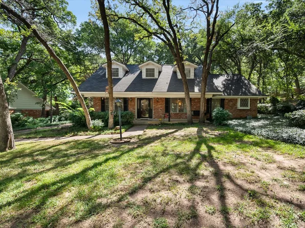 803 Live Oak Ln, Arlington, TX 76012