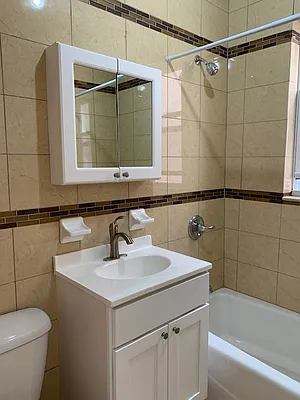 Rented by Page Real Estate | media 38