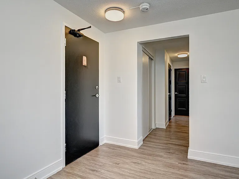 39 Willow Rd — Photo 34
