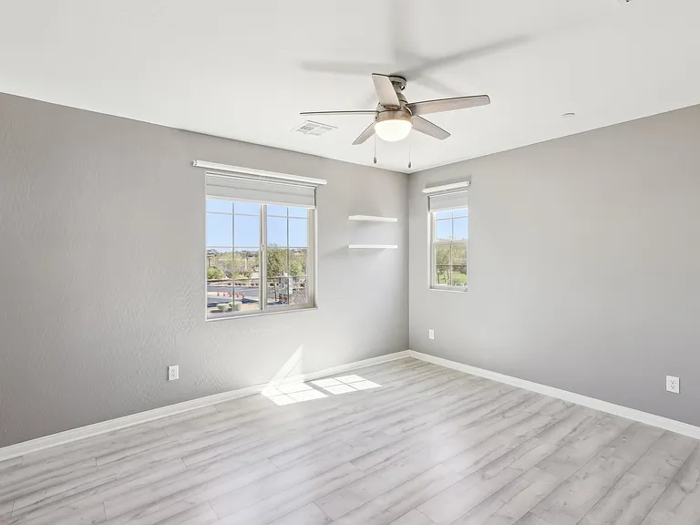457 Cornelius Kelly Ave — Photo 24