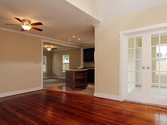 5th image of 203 Northwood St