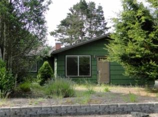 1976 17th St, Florence, OR 97439