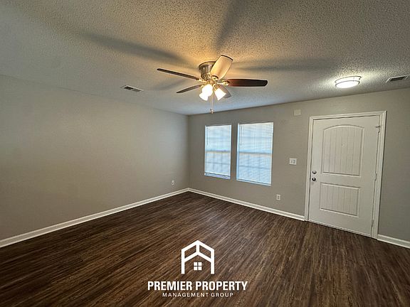 5th image of 2556 Boxford Ln