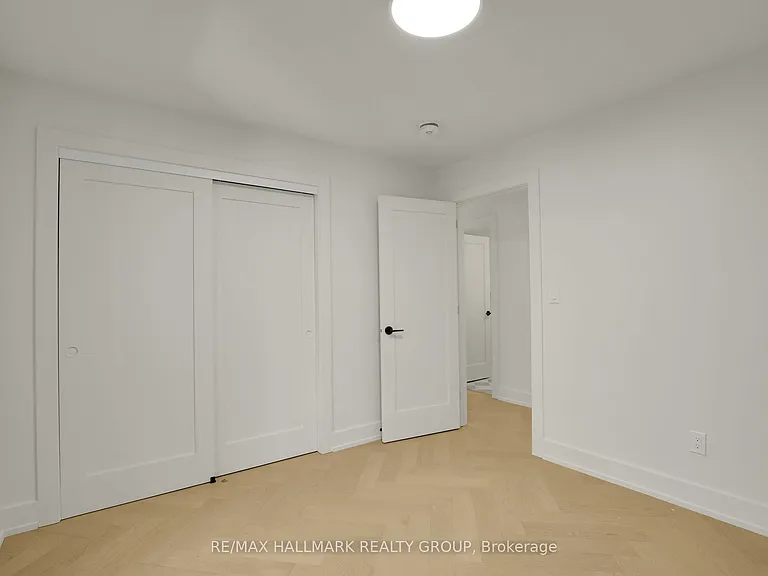 13 Ella St #3 — Photo 35