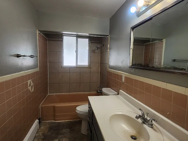 1753 Clinton St #1 — Photo 10
