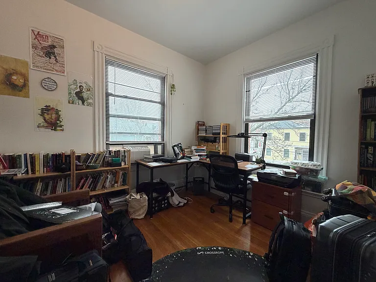 16 Davis Ave #4 — Photo 16