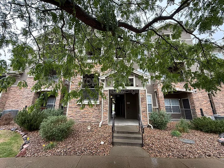 3035 Blue Sky Cir #10-105 — Photo 29