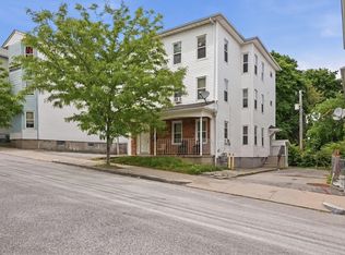 31 Aetna St, Worcester, MA 01604