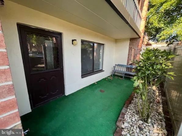 67003 Delaire Landing Rd #3, Philadelphia, PA 19114