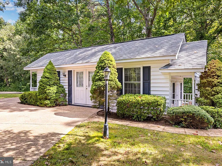 12620 Chewning Ln — Photo 21