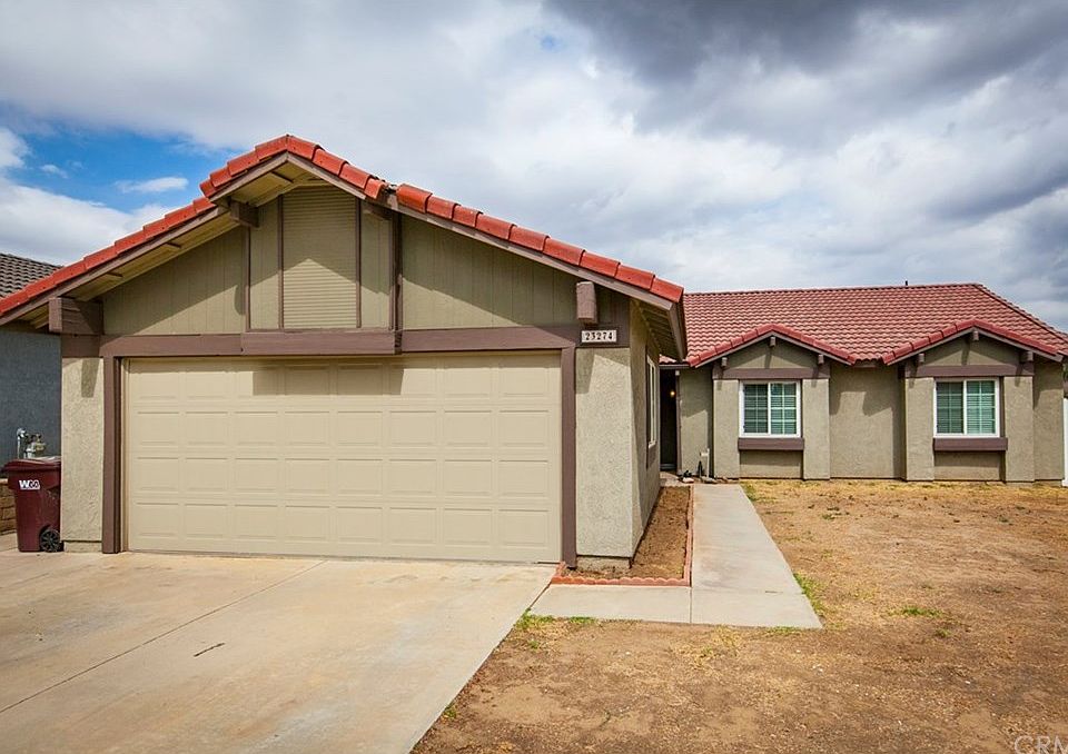 1st image of 23274 Sonnet Dr