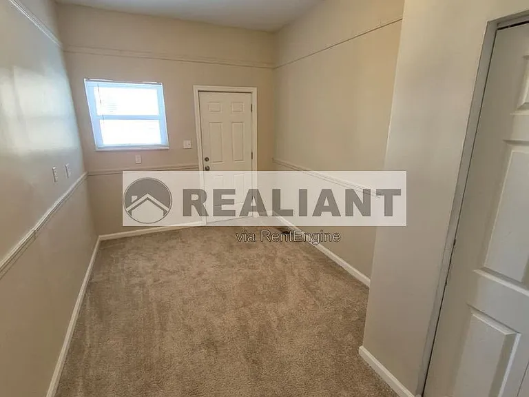 132 Evergreen Ave #1 — Photo 8