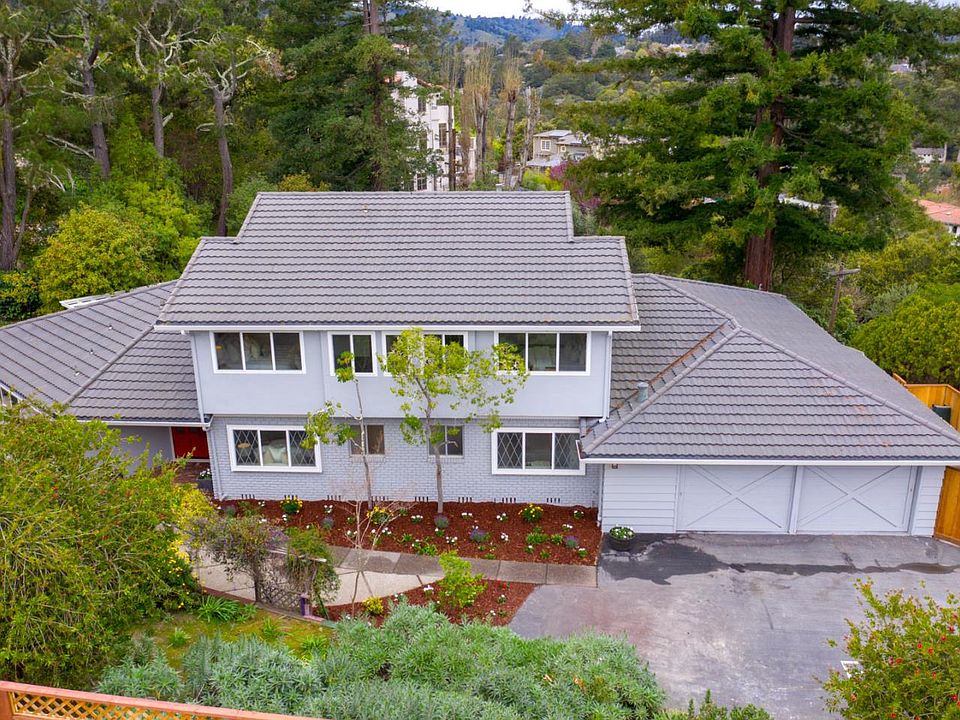 1st image of 2784 Summit Dr