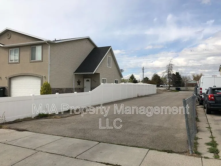 2574 W Robin Rd #2576 — Photo 16